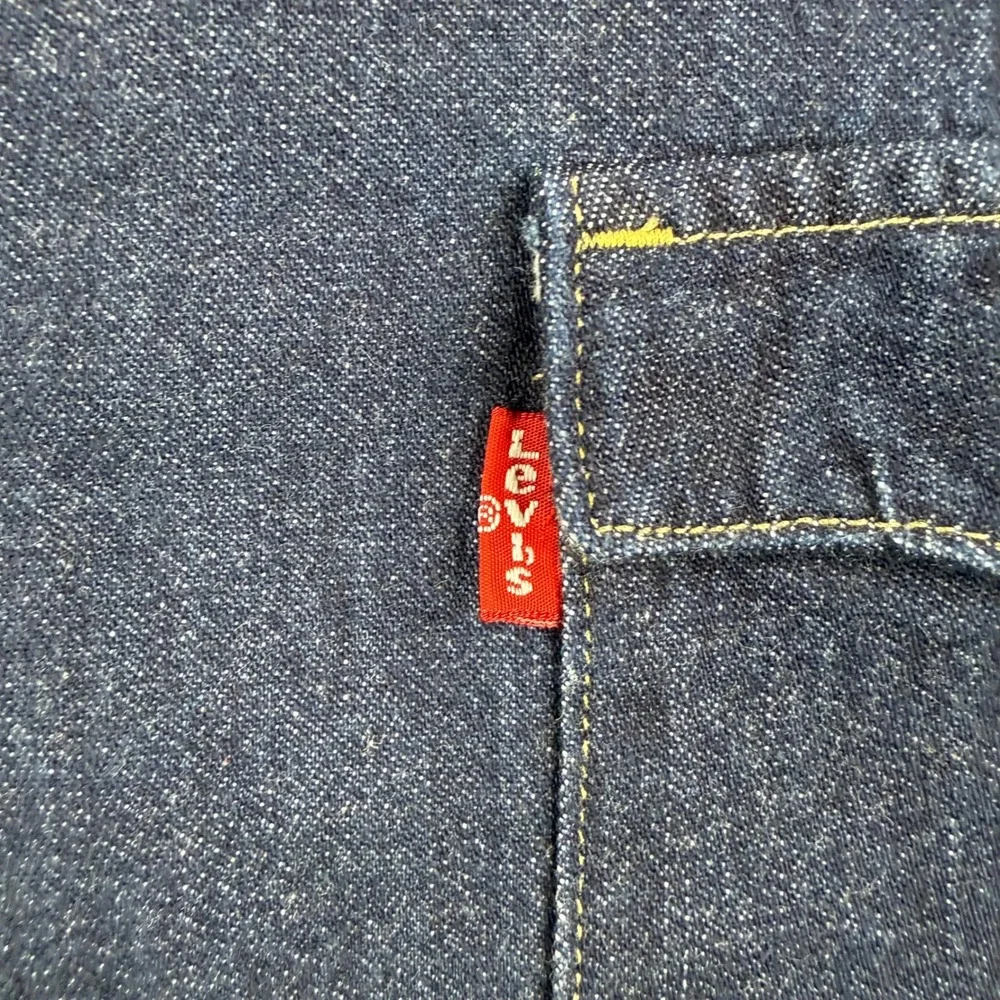 Levis Shirt Mens 2XL Dark Wash Blue Denim Pearl Snap Long Sleeve Western Cowboy‎
